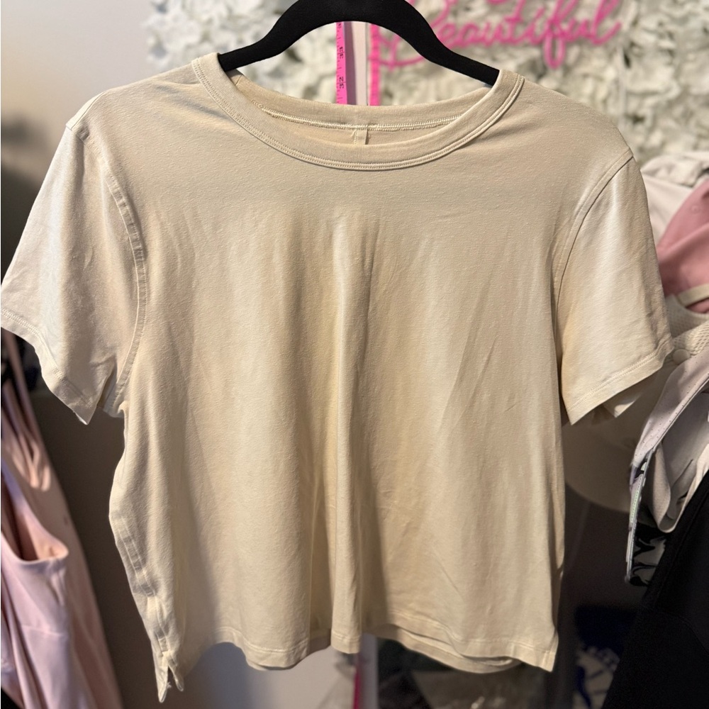 Lululemon Hawaii Edition Crop Tee